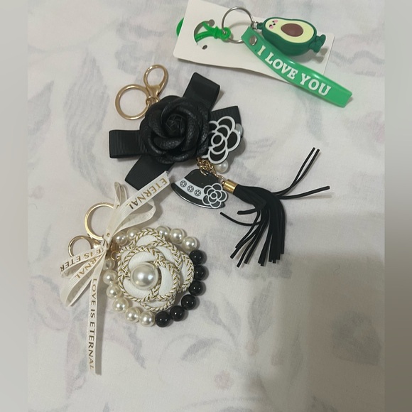 THREE PIECE CHARMS/KEYCHAINS - Picture 7 of 8